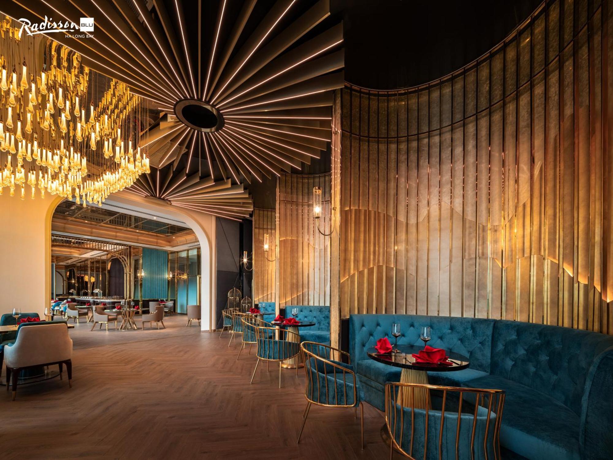 Отель Radisson Blu Bay Халонг
