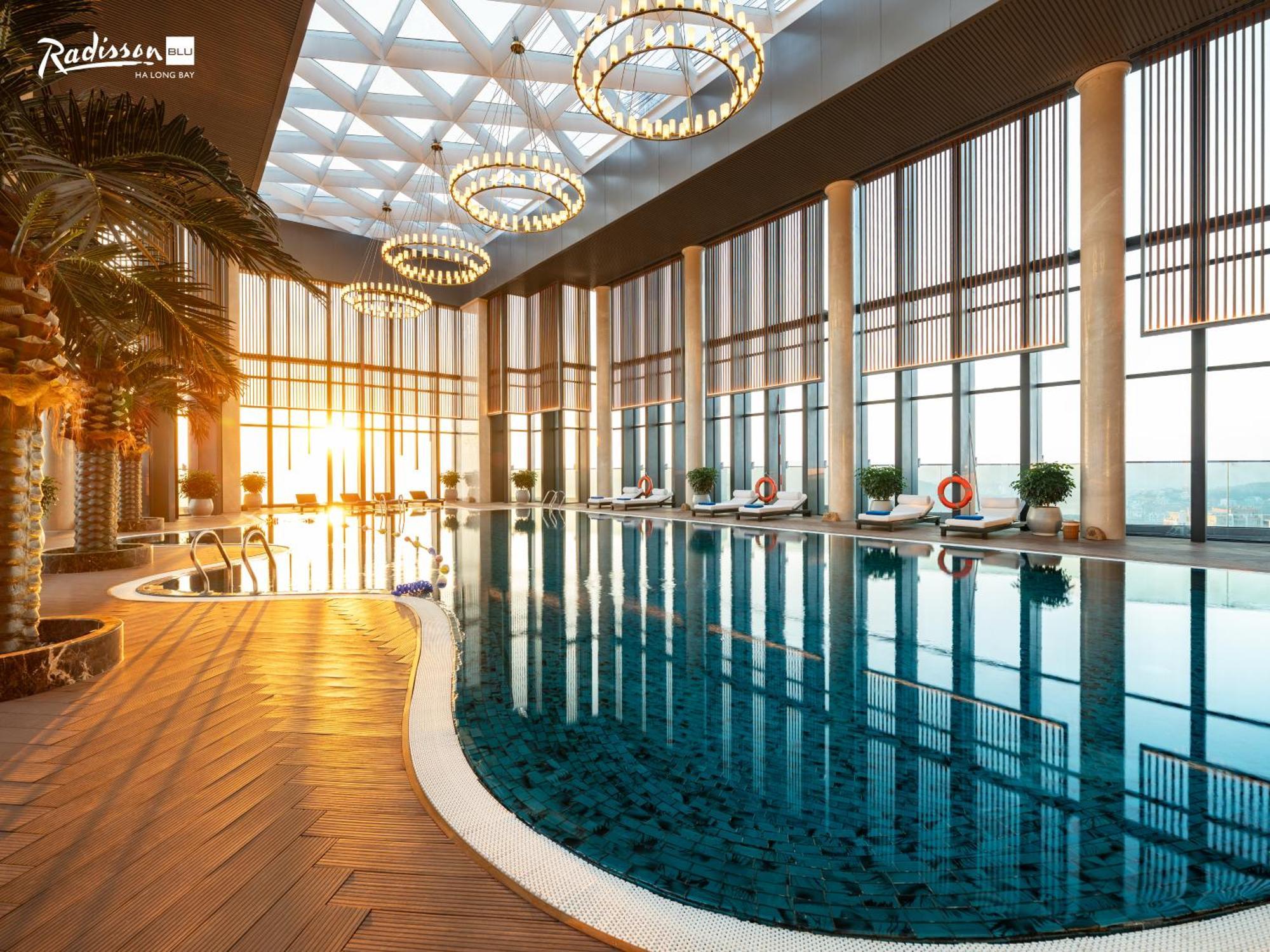 Отель Radisson Blu Bay