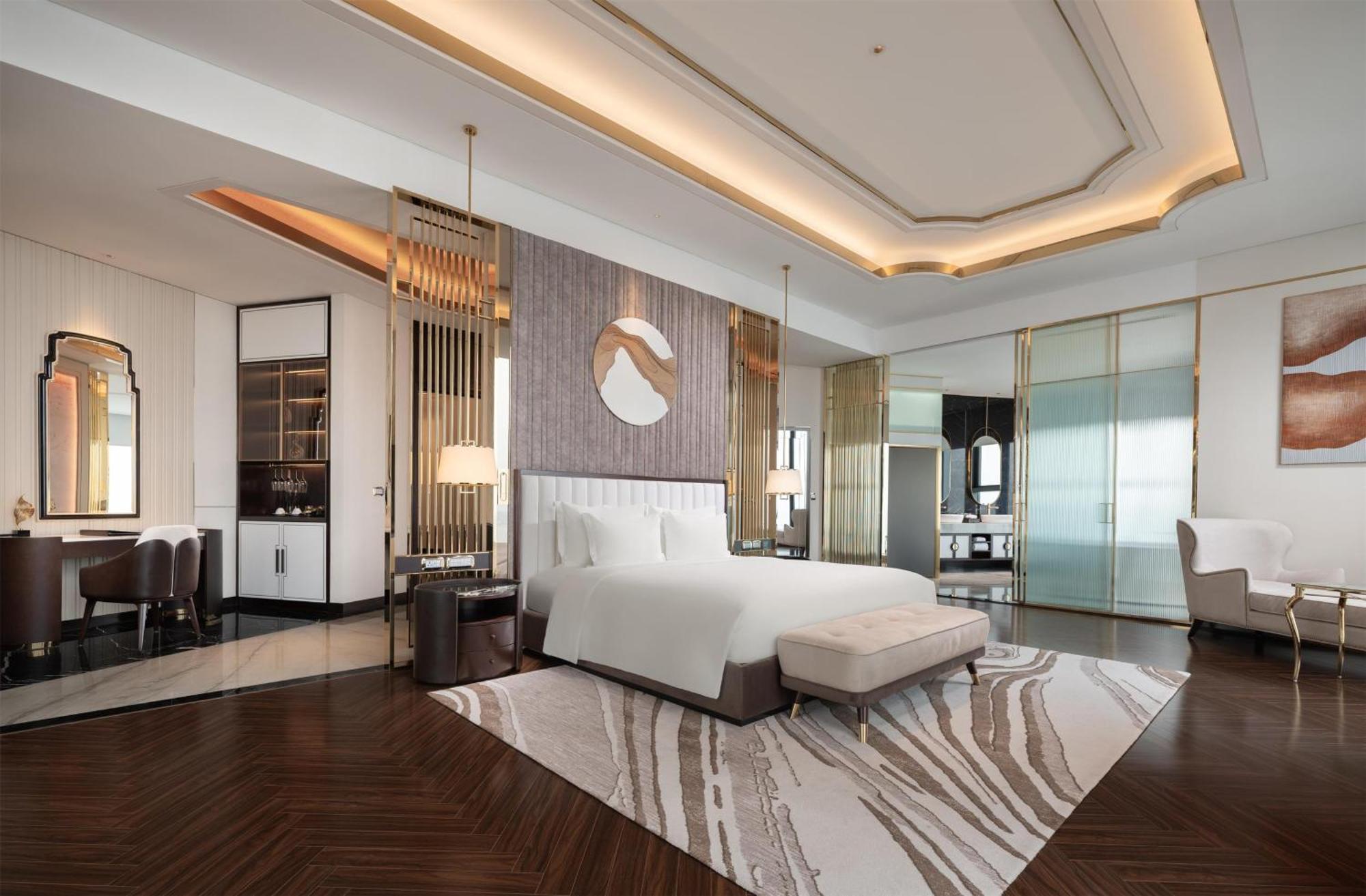 Radisson Blu Bay
